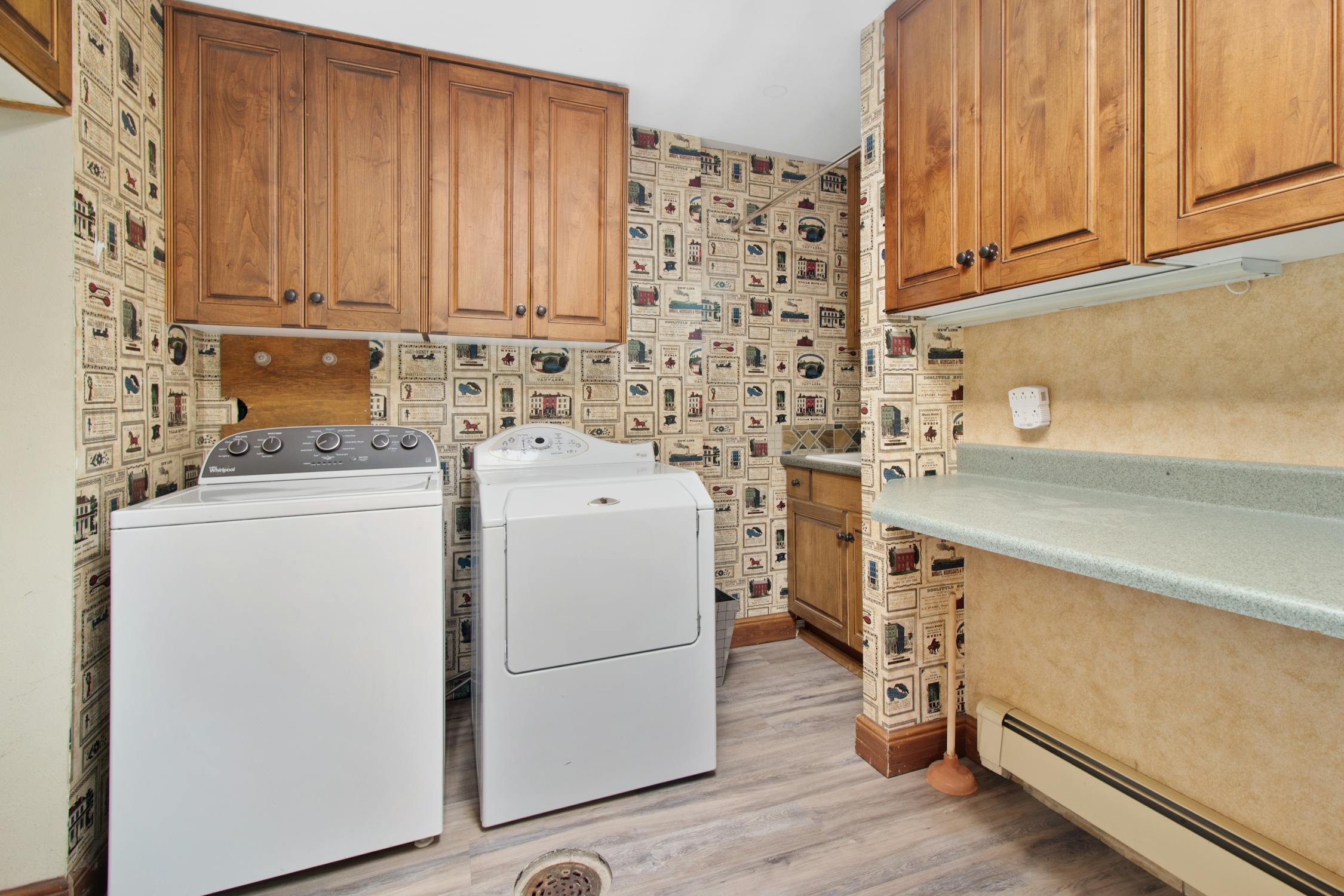 Laundry & Mudroom